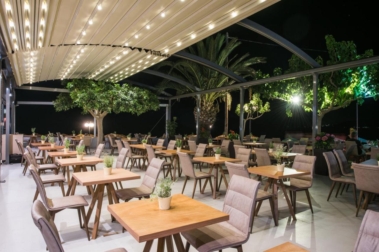 Corissia Beach Hotel เยโอริยิอูโปลิส ภายนอก รูปภาพ