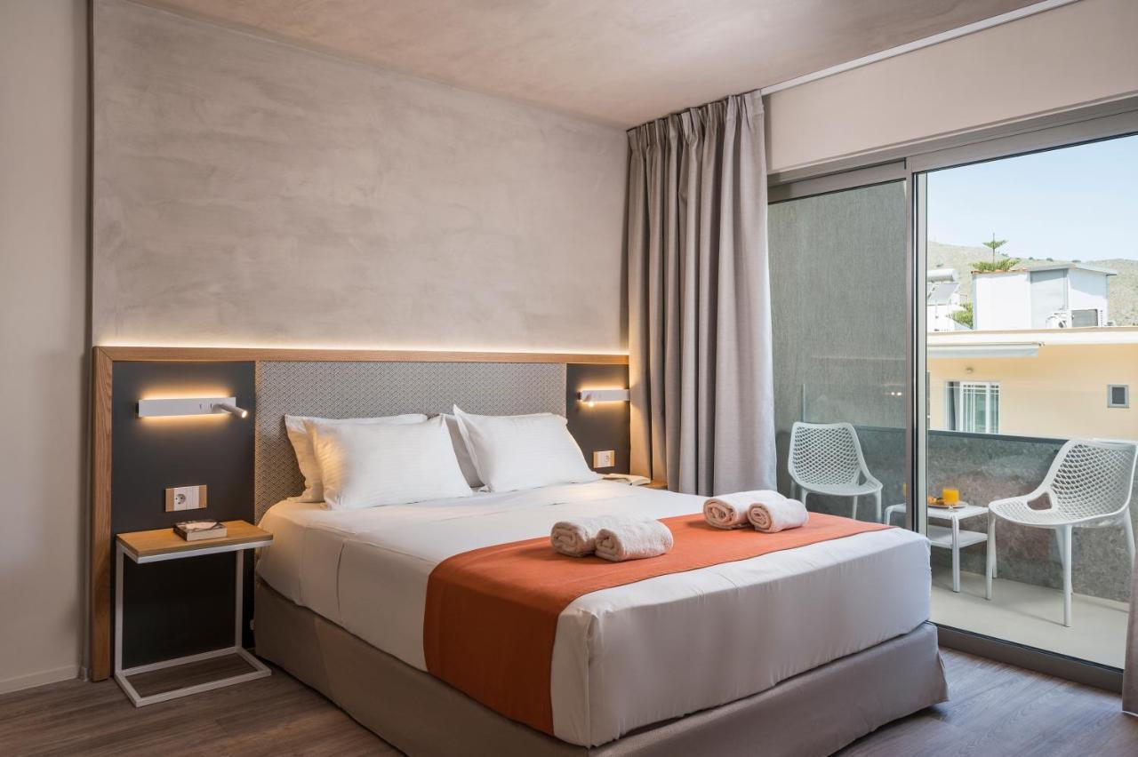 Corissia Beach Hotel เยโอริยิอูโปลิส ภายนอก รูปภาพ