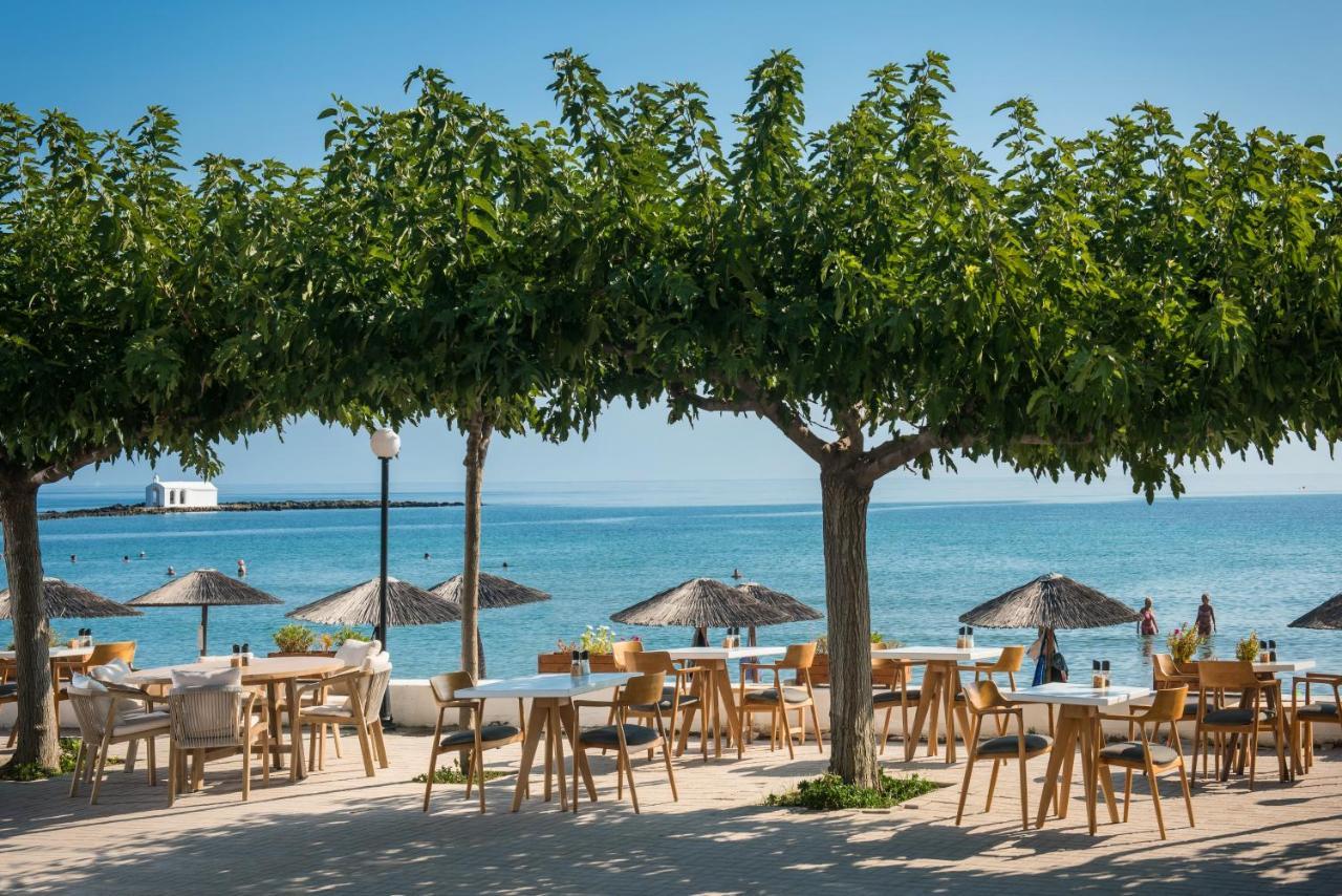 Corissia Beach Hotel เยโอริยิอูโปลิส ภายนอก รูปภาพ